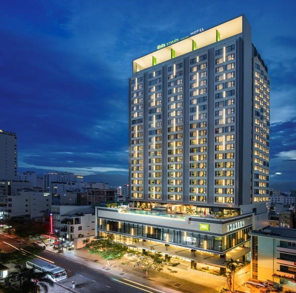 review khách sạn ibis nha trang